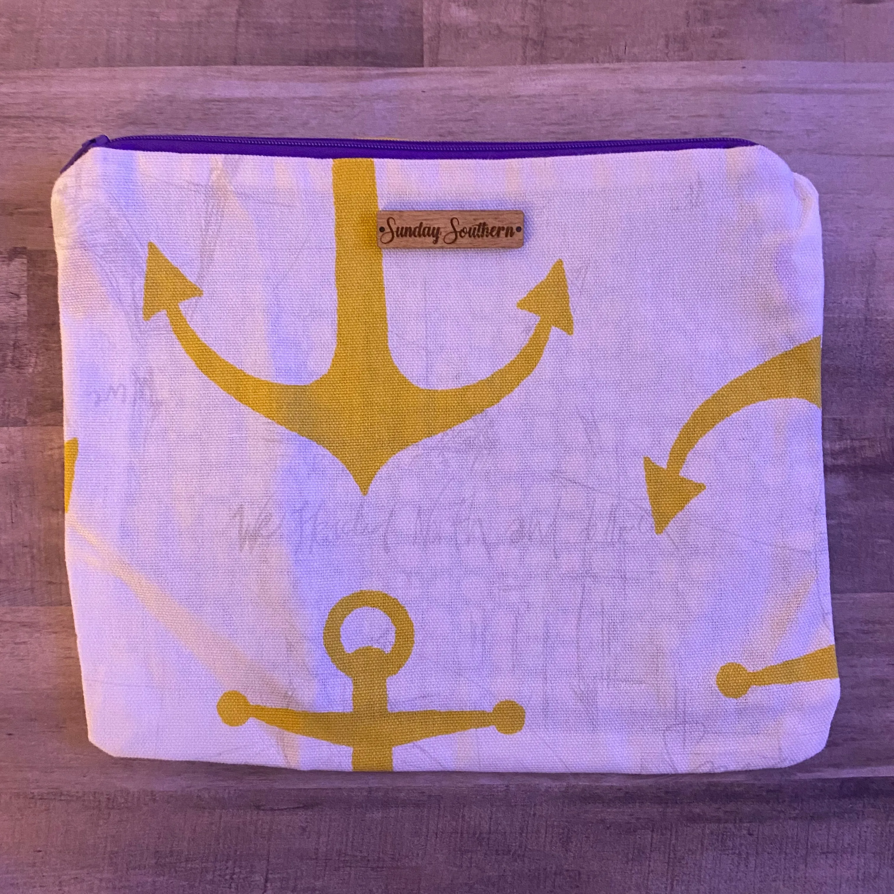 Anchors Aweigh Medium Zipper Bag