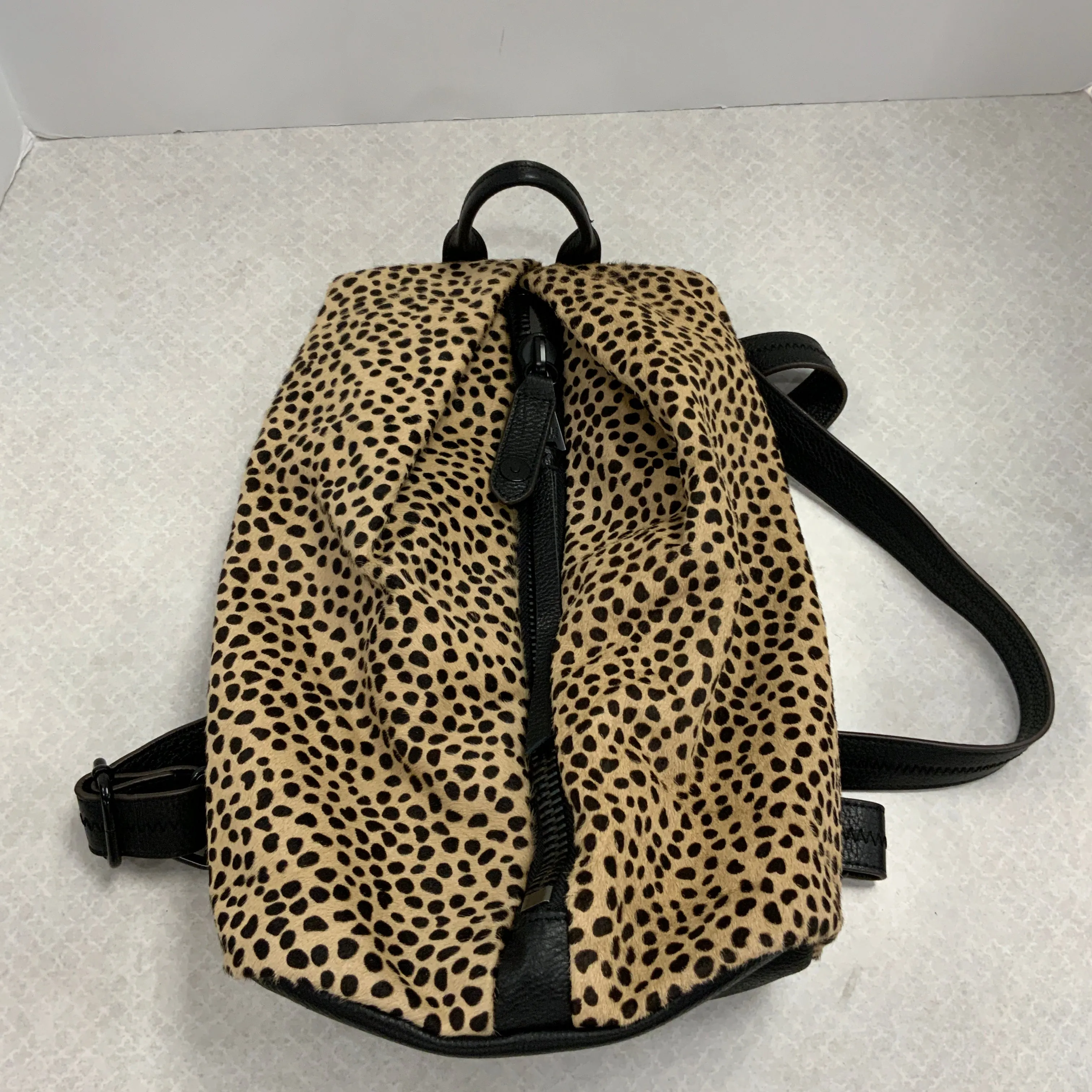 Backpack By Aimee Kestenberg, Size: Medium