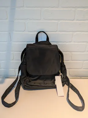 Backpack By Clothes Mentor, Size: Medium