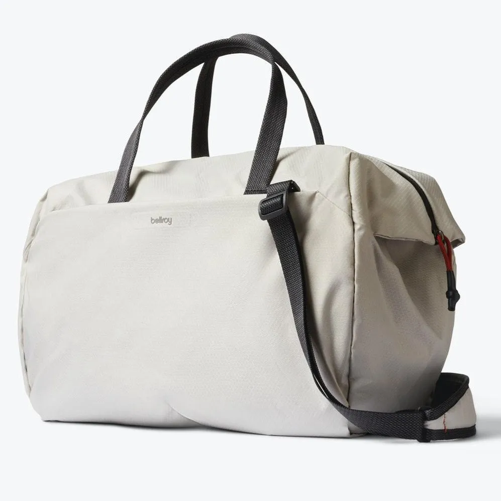 Bellroy Lite Duffel | Flexible Lightweight Adventure Duffel Bag