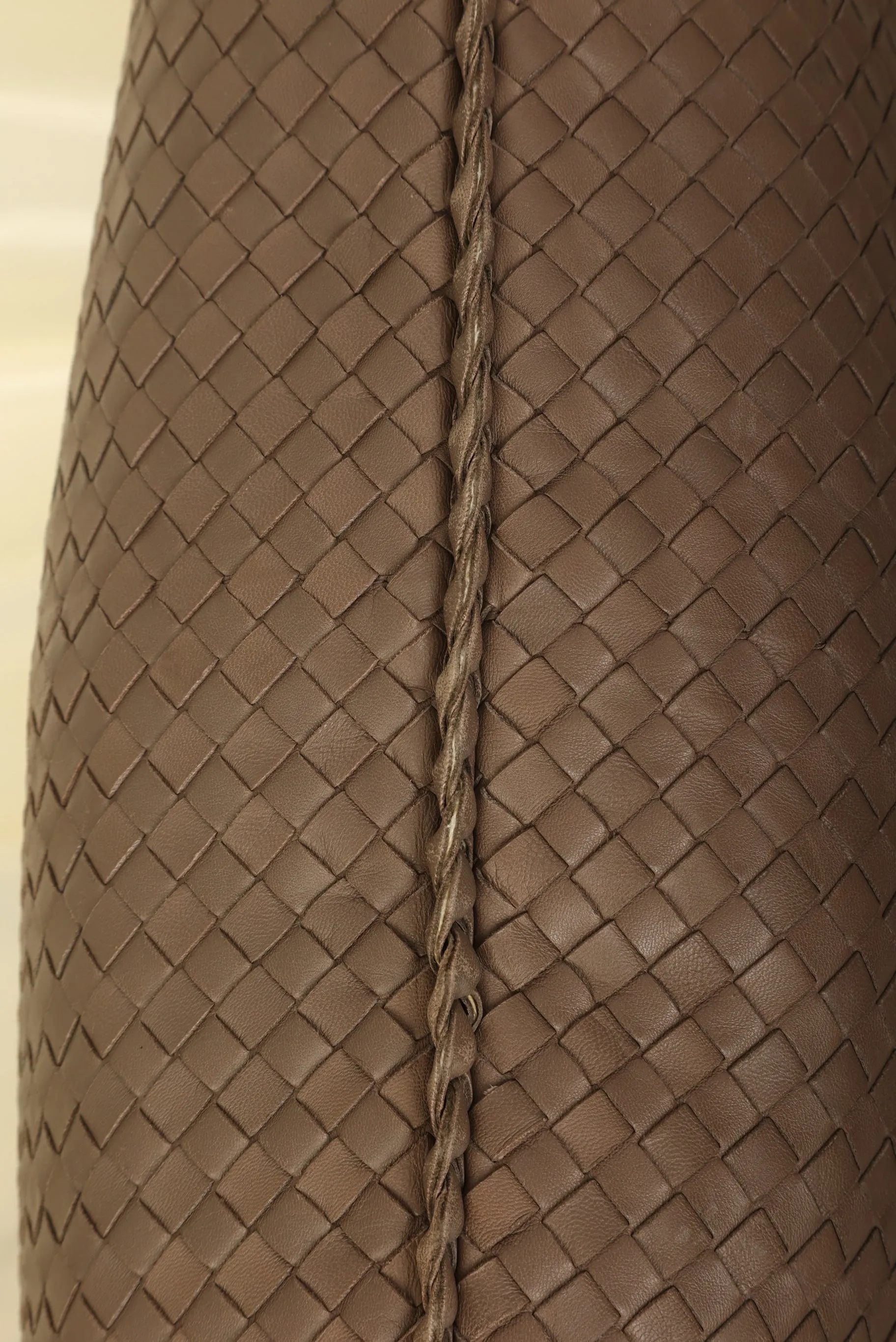 Bottega Veneta Intrecciato Maxi Hobo