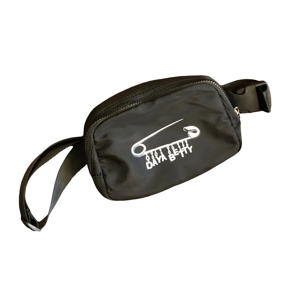 Daya Betty: Fanny Pack