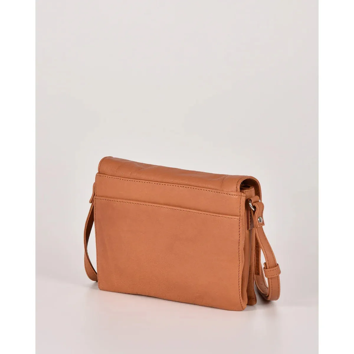 Eloise Flap Bag (Camel)