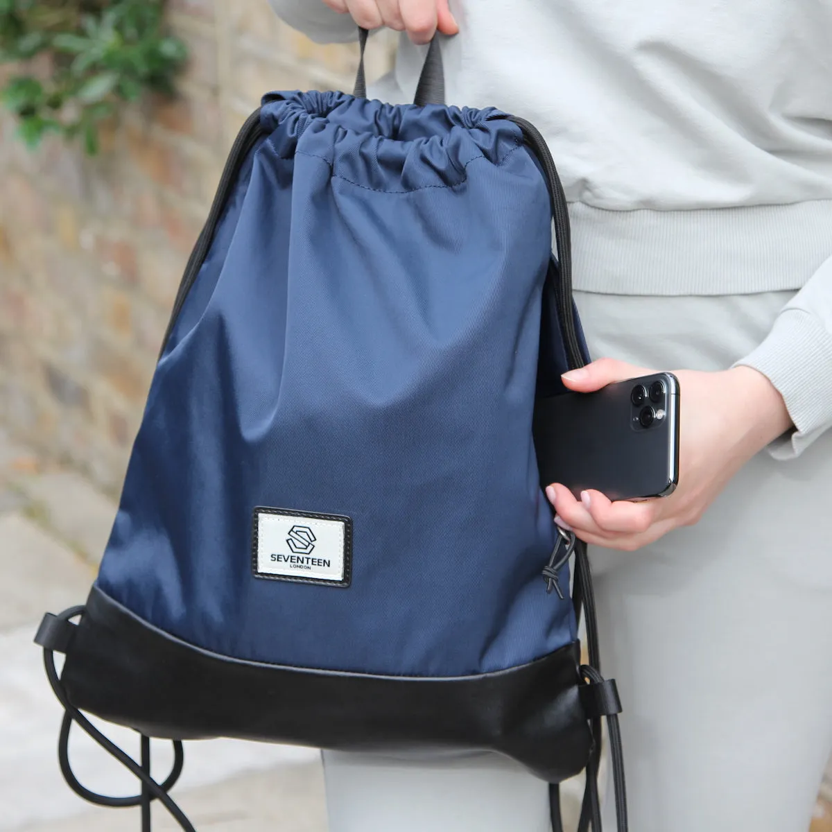 Greenwich Drawstring Bag - Navy