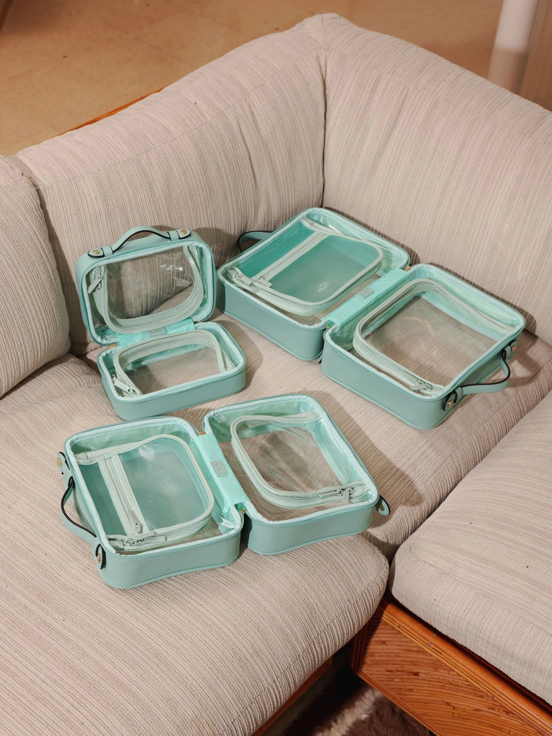 Large Clear Cosmetics Case