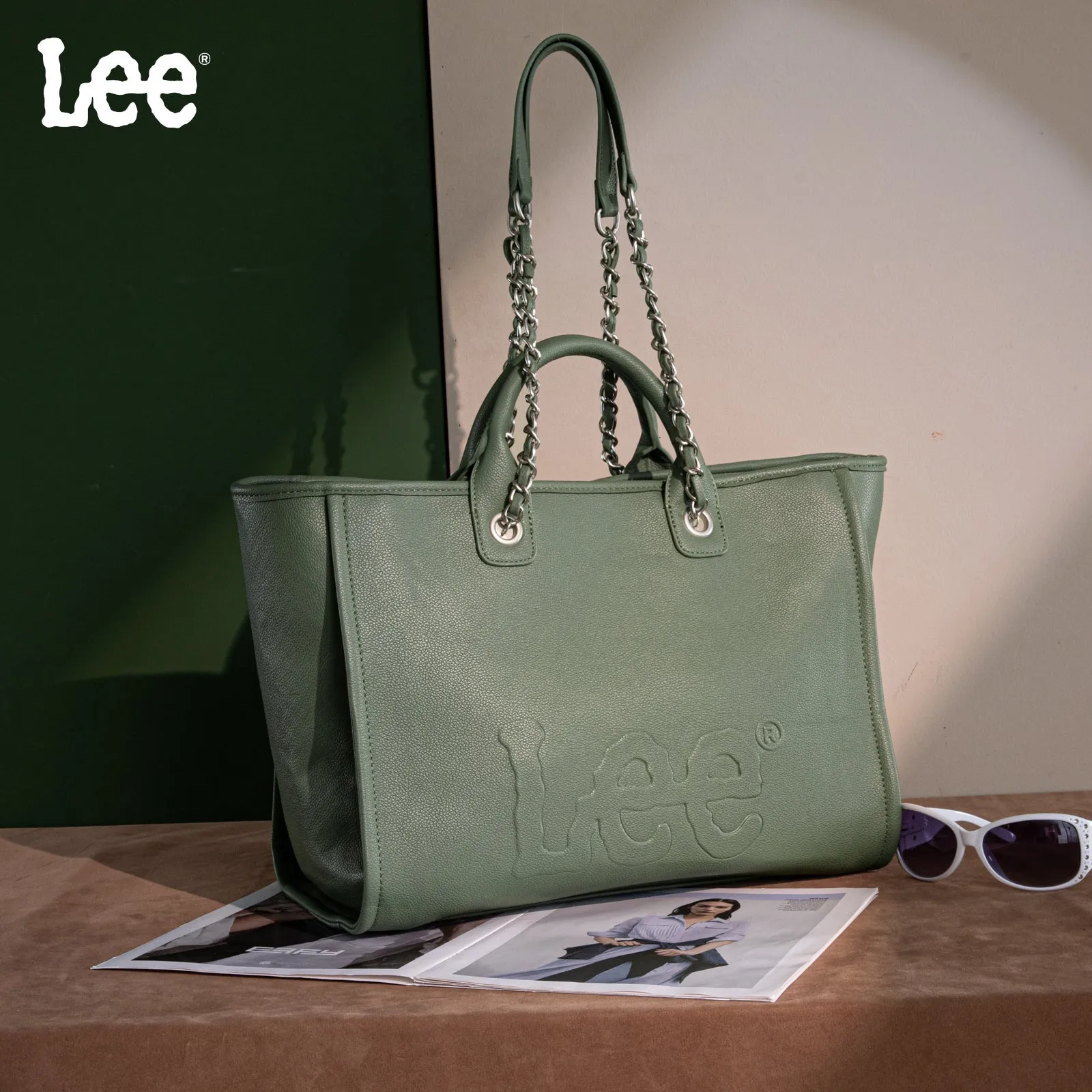 LEE46-345  LEE Top Handle/Chain Strap Wide Tote