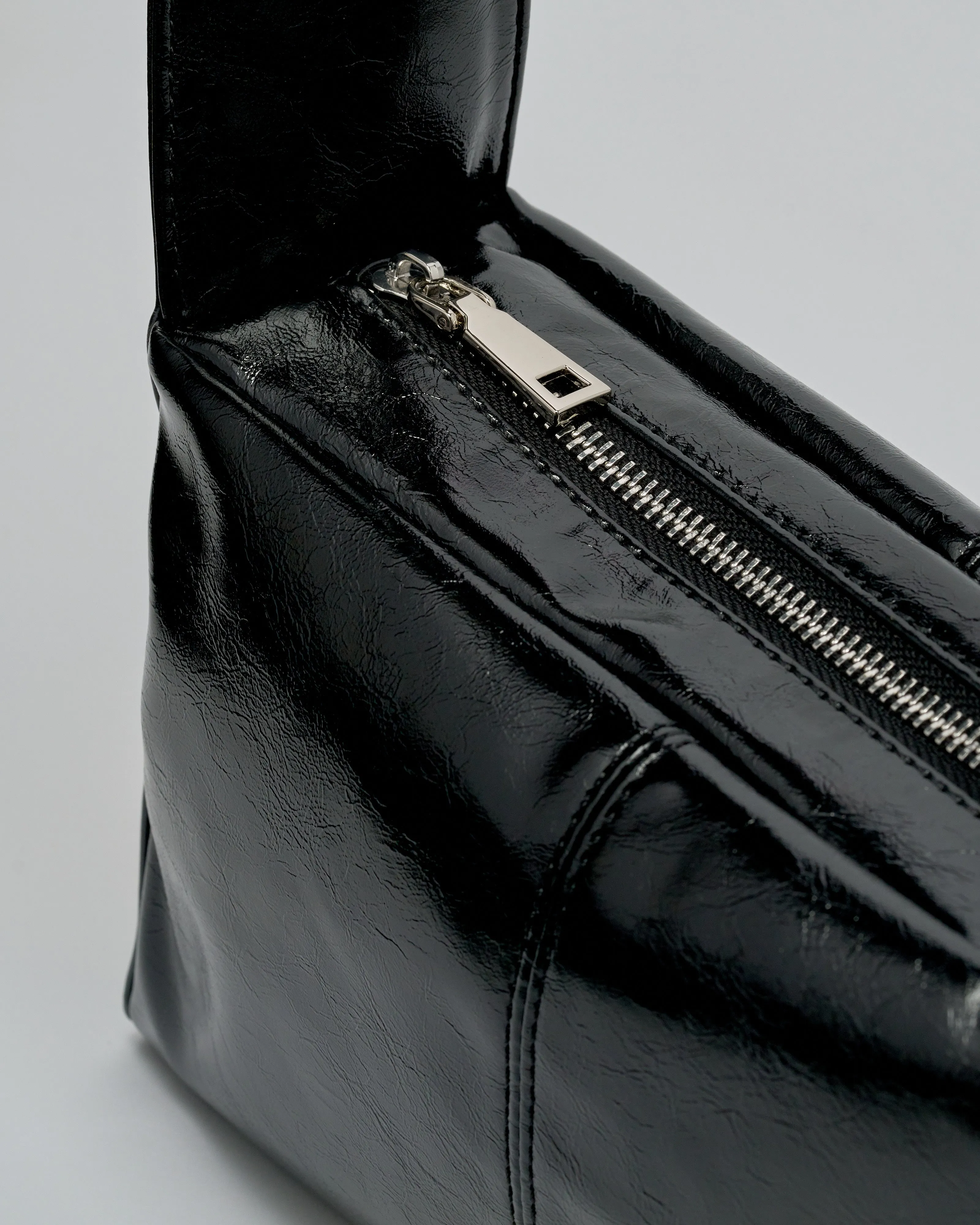 Luca Shoulder Bag