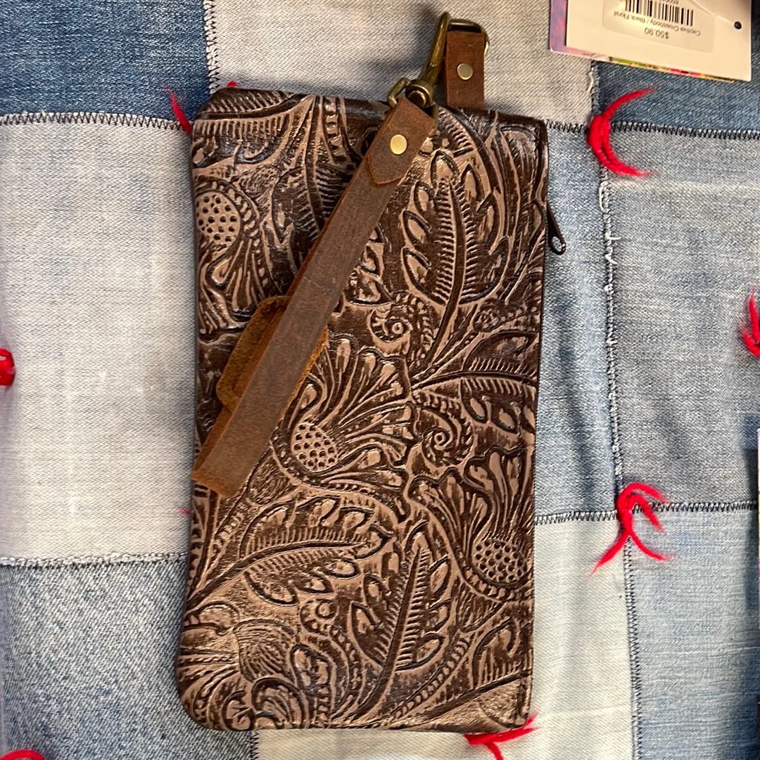 Medium Leather Wristlet