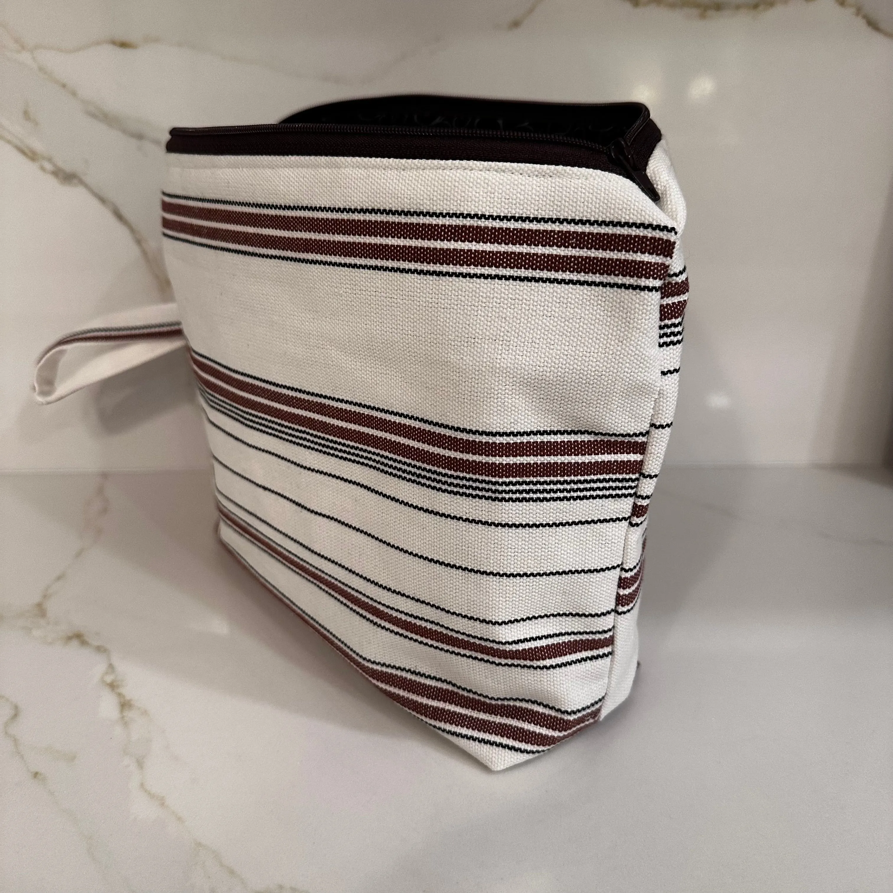 Plateia Brown Stripe Zipper Bags