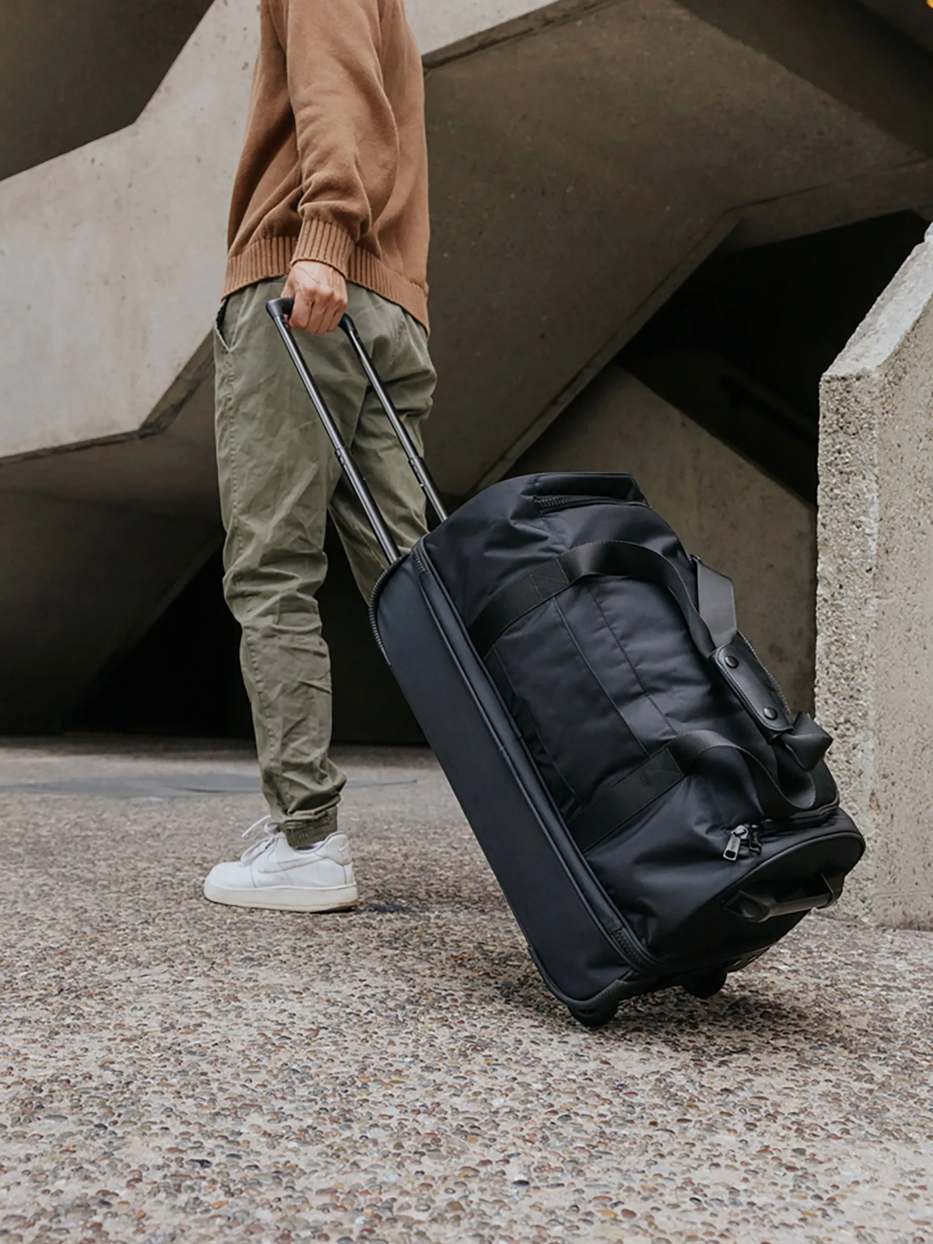 Stevyn Rolling Duffel