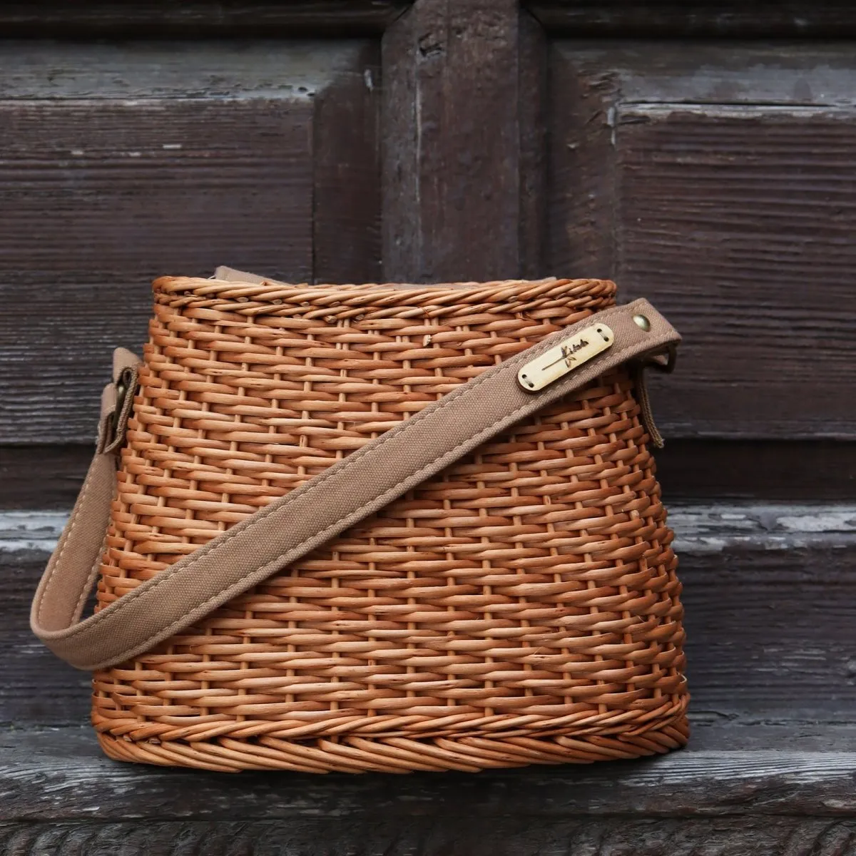 Tan Brown Wicker HandBag (Small)